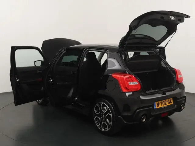 Suzuki Swift 1.4 Sport 2018 Benzine 19
