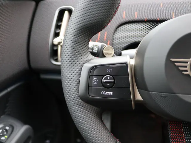 MINI Countryman John Cooper Works 2025 Benzine 17