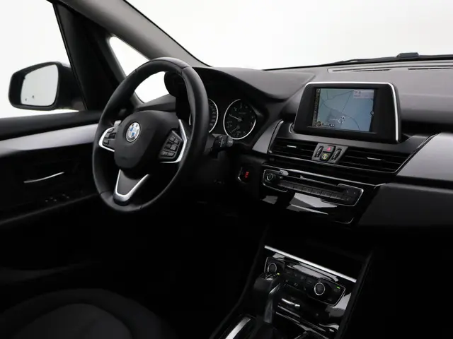 BMW 2 Serie Active Tourer 218i 136 PK AUT. 2016 Benzine 4