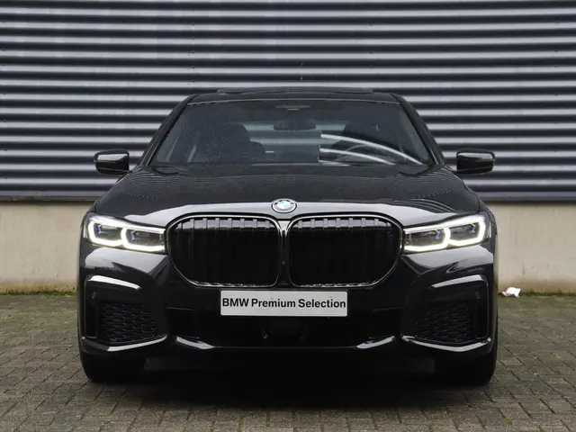 BMW 7 Serie 745e 2022 Hybride Benzine 3