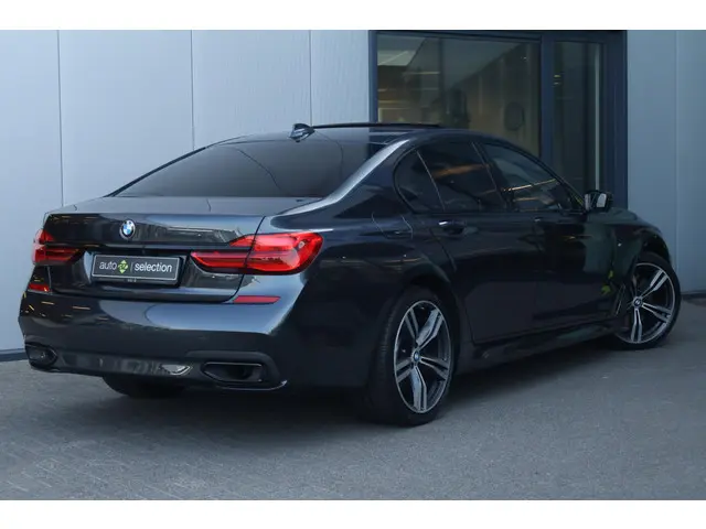 BMW 7 Serie 740d xDrive High Executive 2019 Diesel 6