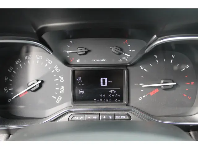 Citroën C3 Aircross 1.2 PureTech S&S Feel 2017 Benzine 8