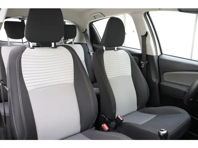 Toyota Yaris 1.0 VVT-i Comfort 2019 Benzine 12