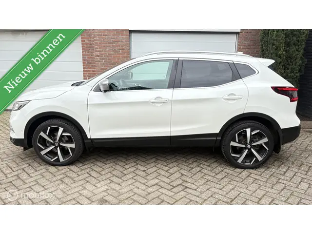 Nissan QASHQAI 1.2 Tekna + full options 2018 Benzine 3