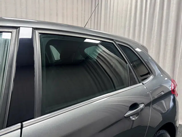 Citroën C4 1.2 PureTech Exclusive 2014 Benzine 18