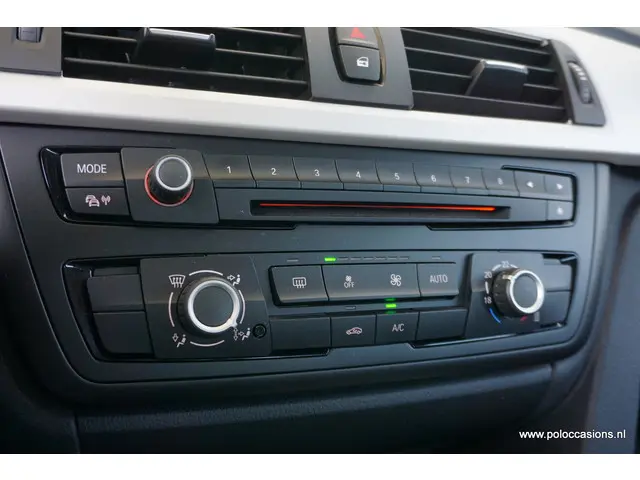 BMW 3 Serie 320d EDE 2014 Diesel 18