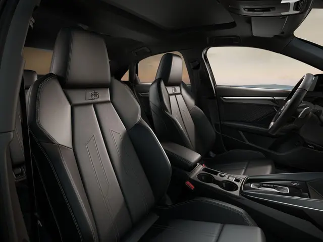 Audi A3 Limousine S edition 35 TFSI 150 PK 2025 Benzine 4