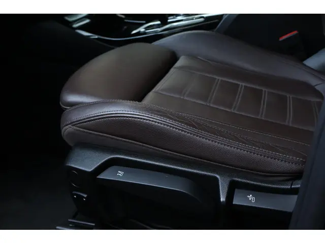 BMW X3 xDrive20i High Executive 2018 Benzine 12