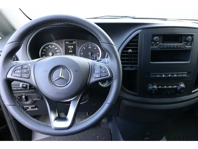 Mercedes-Benz Vito 119 CDI L3 Extra Lang 2024 Diesel 12