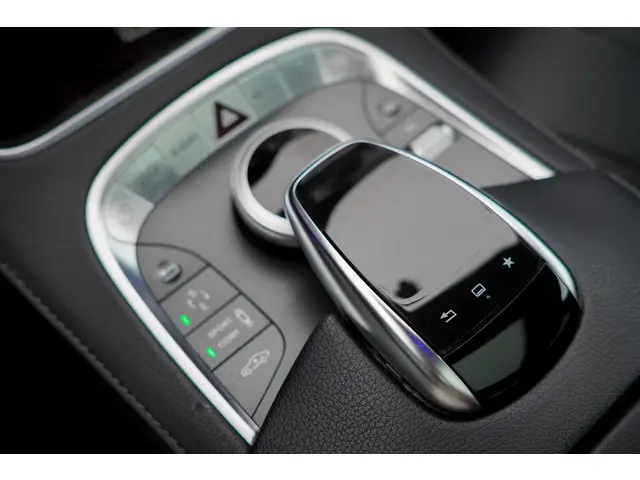 Mercedes-Benz S-Klasse 400 HYBRID Prestige 2016 Benzine 45