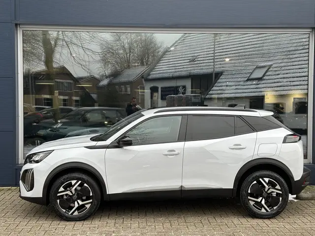 Peugeot 2008 1.2 Turbo 100 PK Allure 2025 Benzine 21
