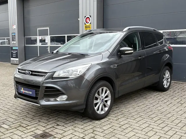 Ford Kuga 1.5 Titanium 2015 Benzine 3