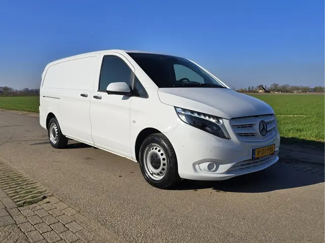Mercedes-Benz Vito 116 CDI L2 H1 2024 Diesel 9