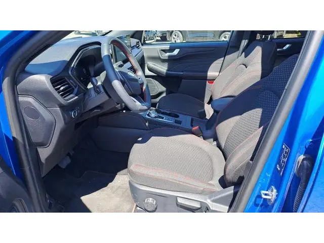 Ford Kuga 2.5 FHEV ST-Line 2024 Hybride Benzine 5