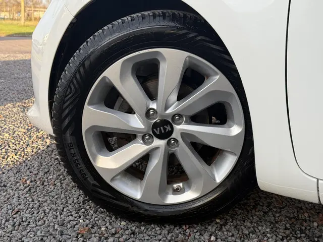 Kia Rio 1.2 CVVT DynamicLine 2017 Benzine 28