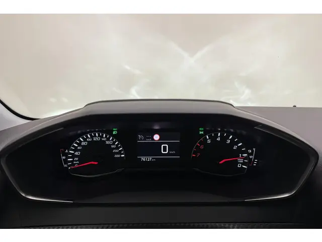 Peugeot 208 1.2T Allure 2020 Benzine 29