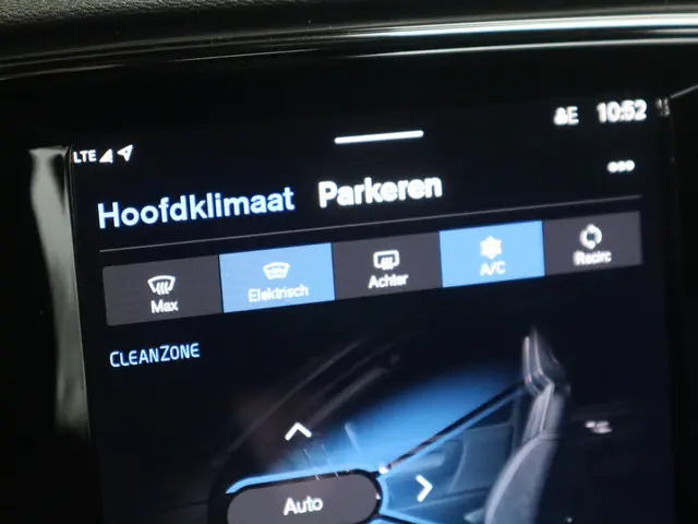 Volvo XC40 2.0 B4 Plus Dark 2025 Benzine 26