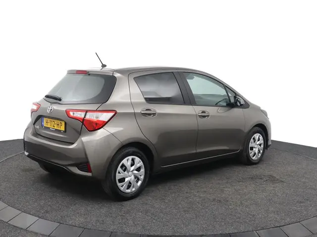 Toyota Yaris 1.0 VVT-i Comfort 2020 Benzine 2