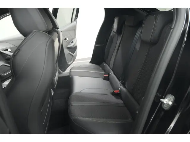 Peugeot 208 PureTech 100 GT 2024 Benzine 28