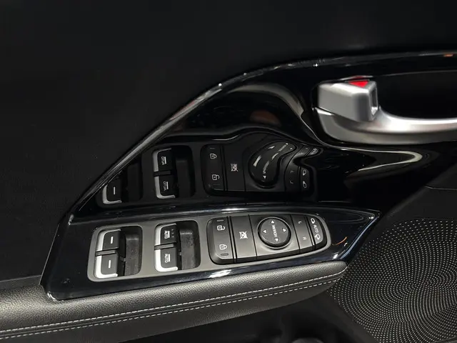 Kia Niro 1.6 GDi Hybrid DynamicLine 2018 Hybride Benzine 13