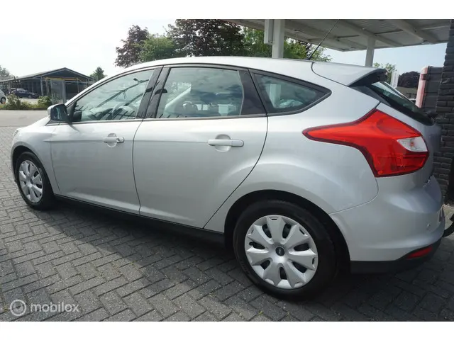 Ford Focus 1.0 EcoBoost Trend 2012 Benzine 4