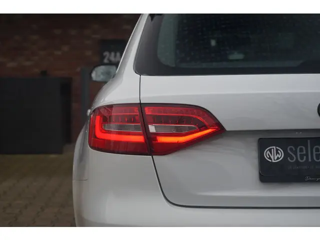 Audi A4 Avant 1.8 TFSI S-line 2013 Benzine 24