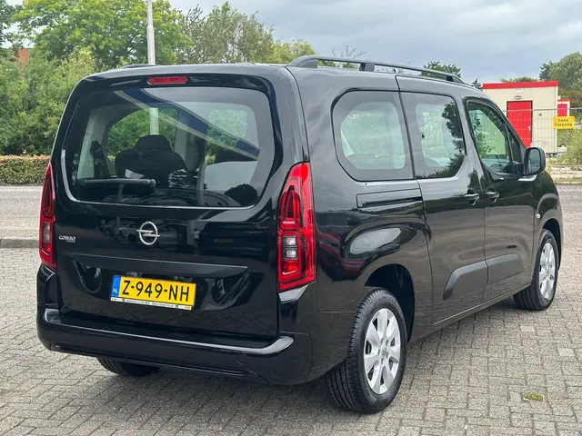 Opel Combo Life 1.2 Turbo L2H1 Edition 7p. 2020 Benzine 7