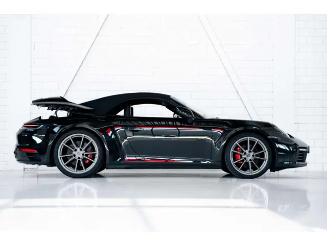 Porsche 911 Carrera 4S Cabriolet 2020 Benzine 3