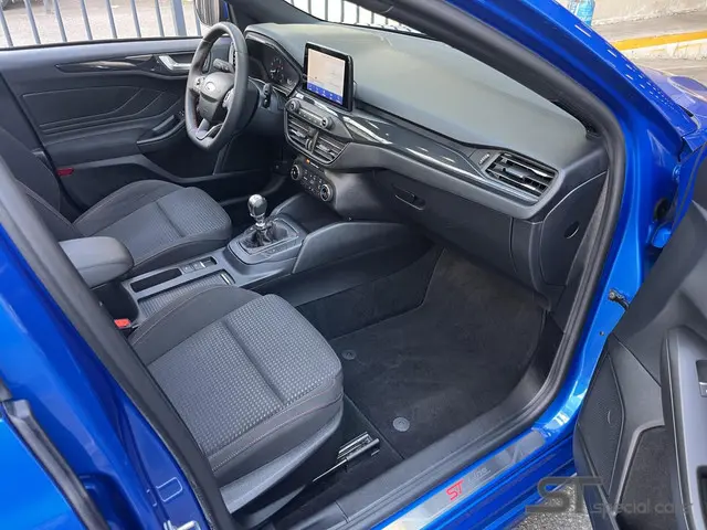Ford Focus 1.5 EcoBoost ST Line|Pano|18 inch 2019 Benzine 12