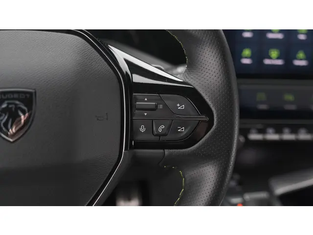 Peugeot 308 PureTech 130 GT Pack Business 2022 Benzine 38