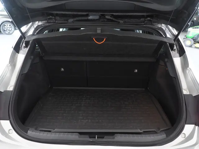 Toyota Corolla 2.0 Hybrid Executive 2019 Hybride Benzine 31