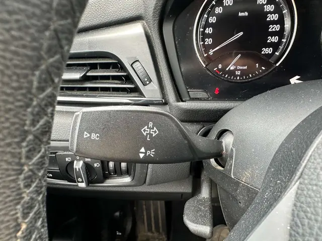 BMW 2 Serie 218 | AUT | LEDER | NAVI | AIRCO 2021 Diesel 22