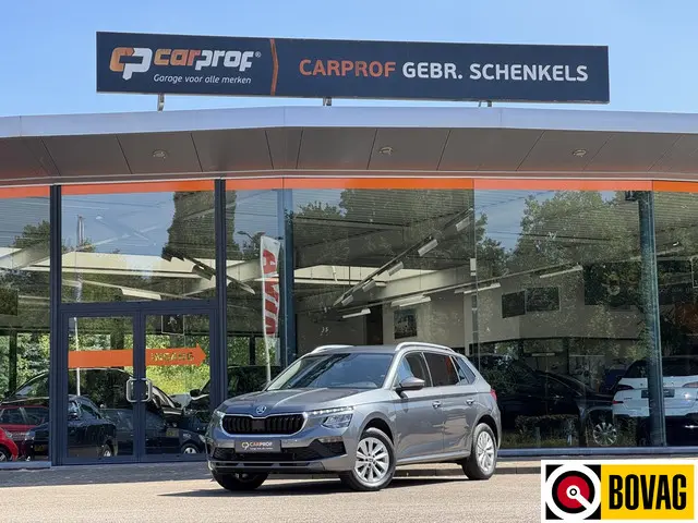 Škoda Kamiq 1.0 TSI Selection DSG 110 pK 2024 Benzine