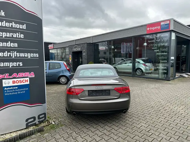 Audi A5 Cabriolet 2.0 TFSI q. Sp.Ed.OD 2014 Benzine 6