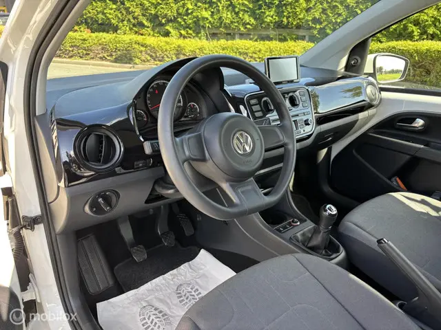 Volkswagen up! 1.0 | Navigatie | perfecte staat ! | 2014 Benzine 8