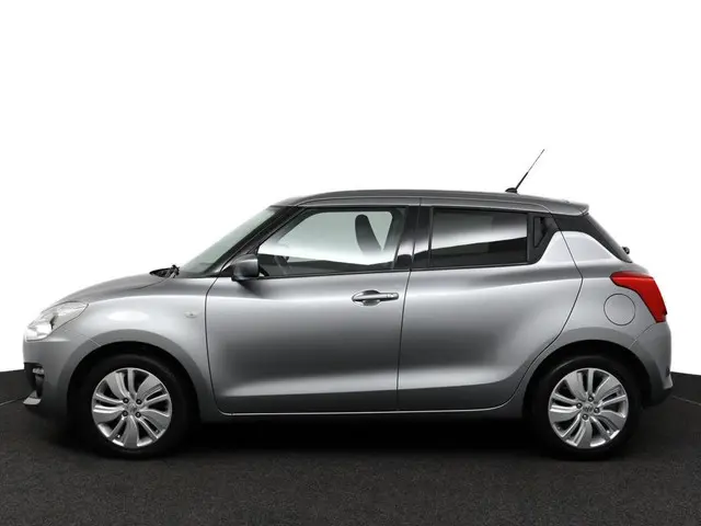 Suzuki Swift 1.2 Select 2018 Benzine 3