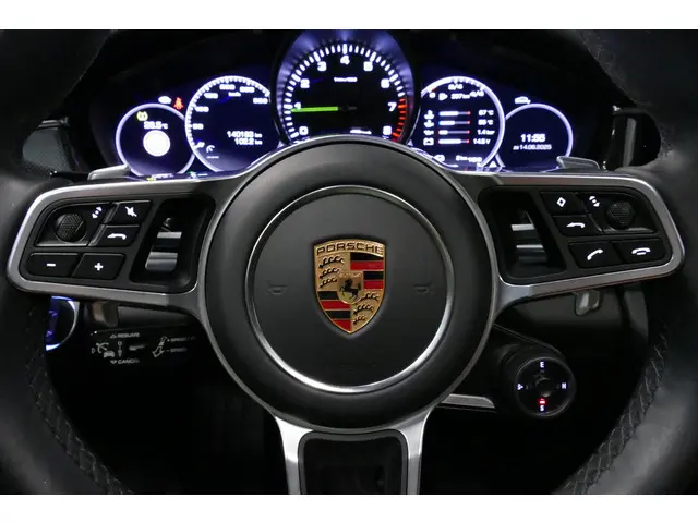 Porsche Panamera 2.9 4 E-Hybrid 2017 Hybride Benzine 24