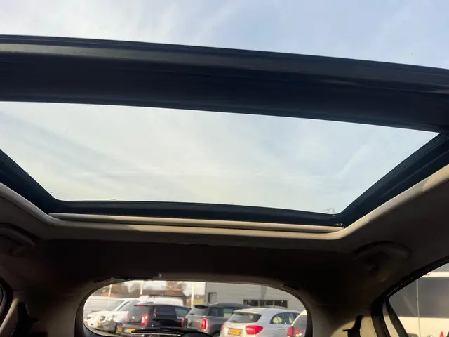 Honda HR-V 1.5 i-VTEC Executive 2015 Benzine 12