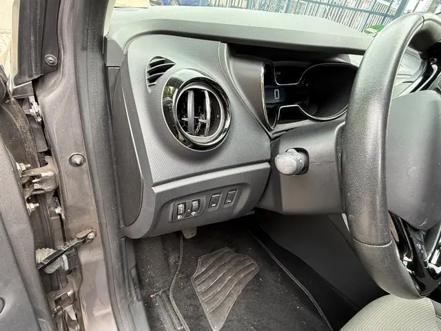 Renault Captur 0.9 TCe Dynamique 2015 Benzine 10