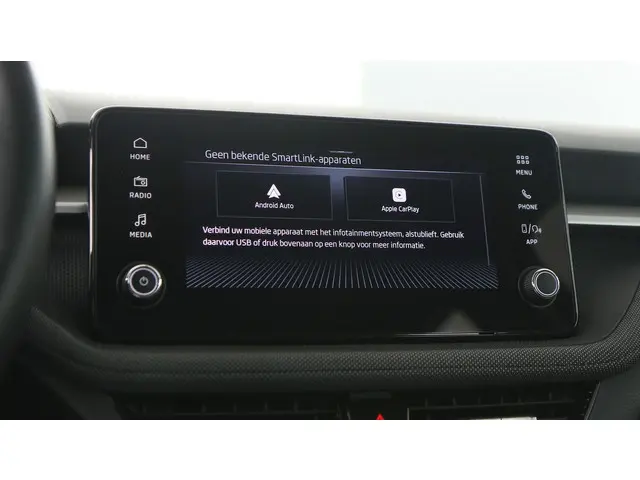 Škoda Fabia 1.0 TSI 95pk Selection 2024 Benzine 30