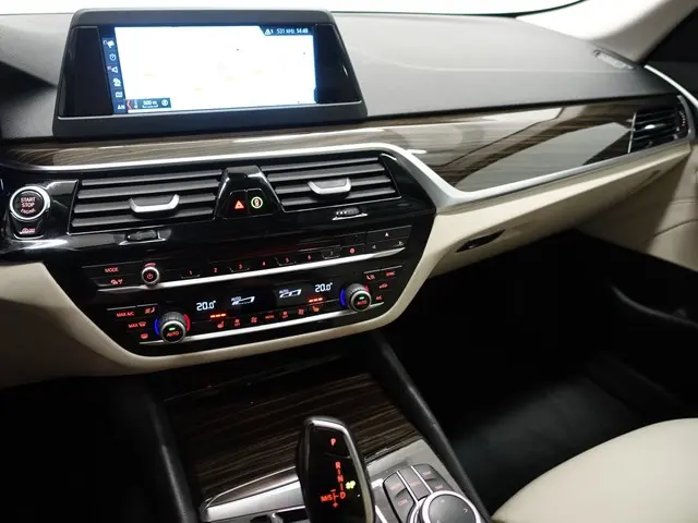 BMW 5 Serie 520i M-Sport Individual Aut- 2019 Benzine 11
