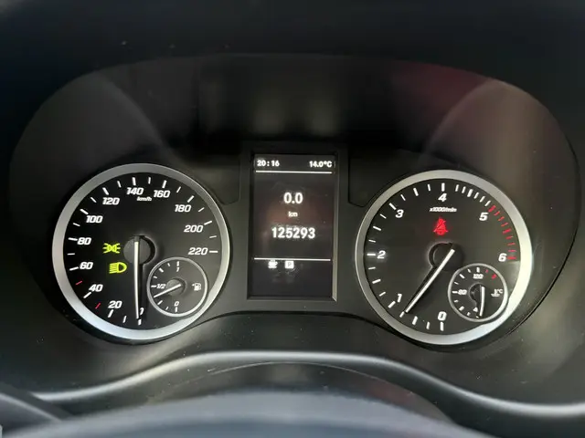 Mercedes-Benz Vito 114 CDI Lang 2019 Diesel 11
