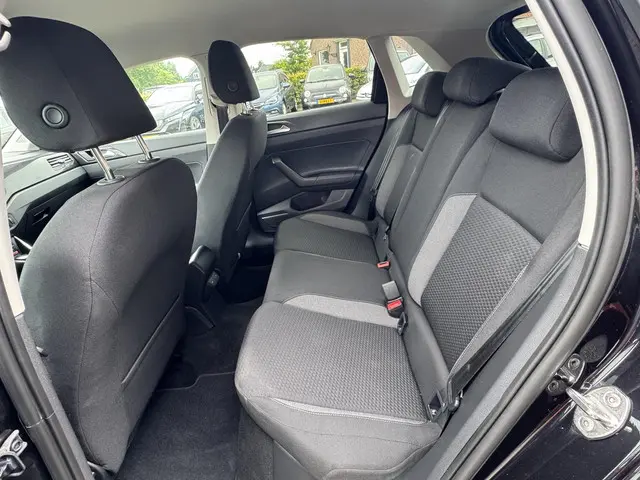 Volkswagen Polo 1.0 TSI Life Business 2023 Benzine 17