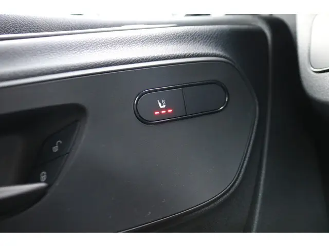 Mercedes-Benz Sprinter 519 CDI Oprijwagen 2023 Diesel 23