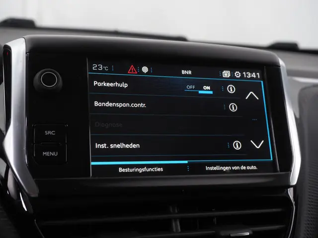 Peugeot 2008 1.2 PureTech Allure 2018 Benzine 28