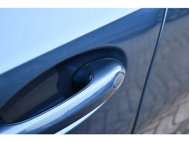 BMW 3 Serie Touring 330e M-Sport 2025 Hybride Benzine 48