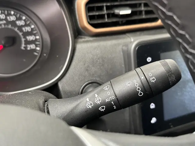 Dacia Duster 1.0 TCe 100 ECO-G Extreme 2023 Benzine 27