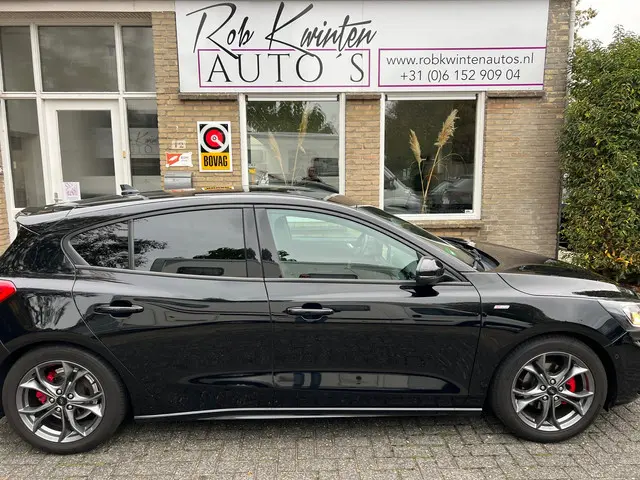 Ford Focus 1.0 EcoBoost ST Line Business 2018 Benzine 41