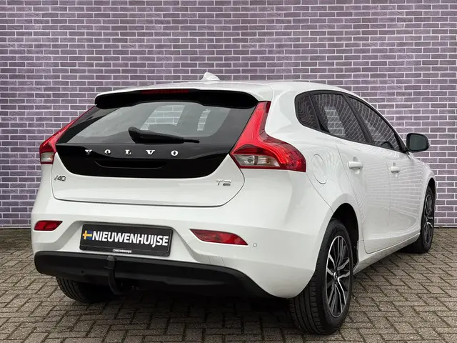 Volvo V40 1.5 T2 Edition+ 2018 Benzine 3