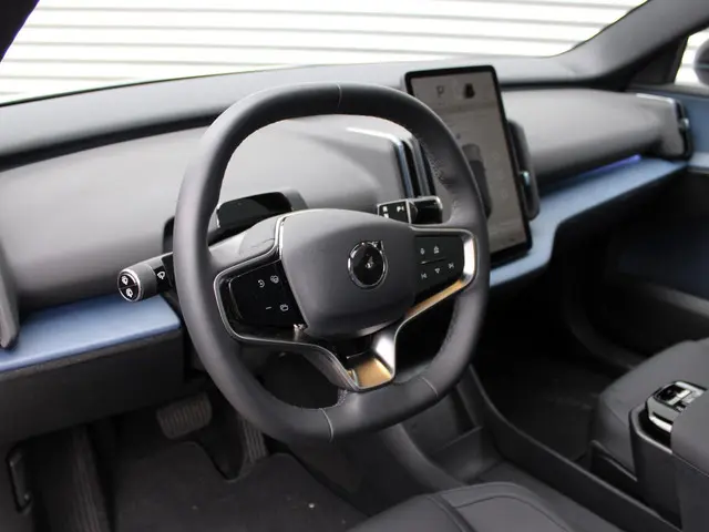Volvo EX30 Twin Motor Performance Ultra 2024 Elektrisch 11